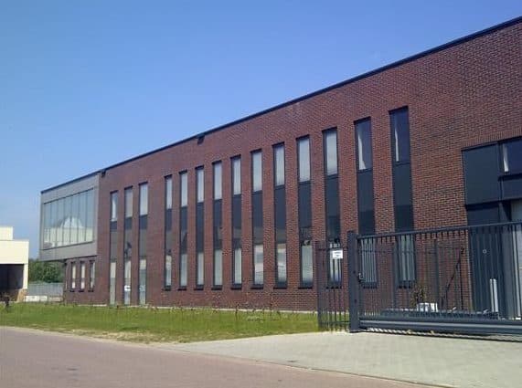 Büro und Werkhalle in Tellow (NL) – Ansicht